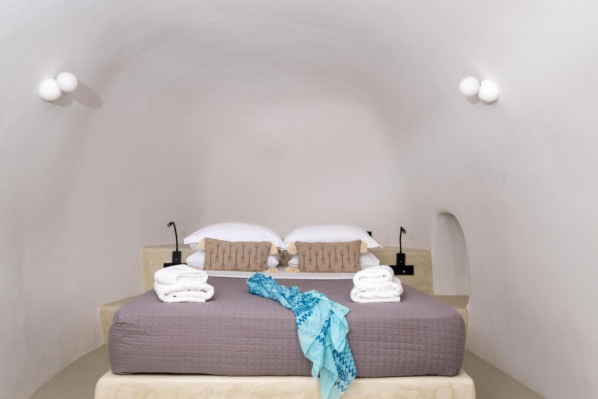 Santoroia Luxury Suites By Caldera Houses מראה חיצוני תמונה