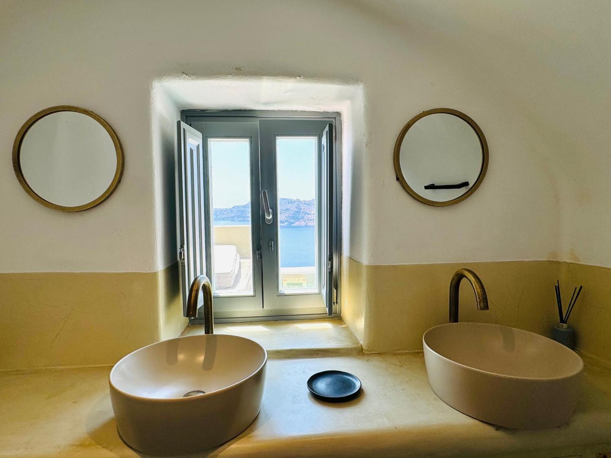 Santoroia Luxury Suites By Caldera Houses מראה חיצוני תמונה