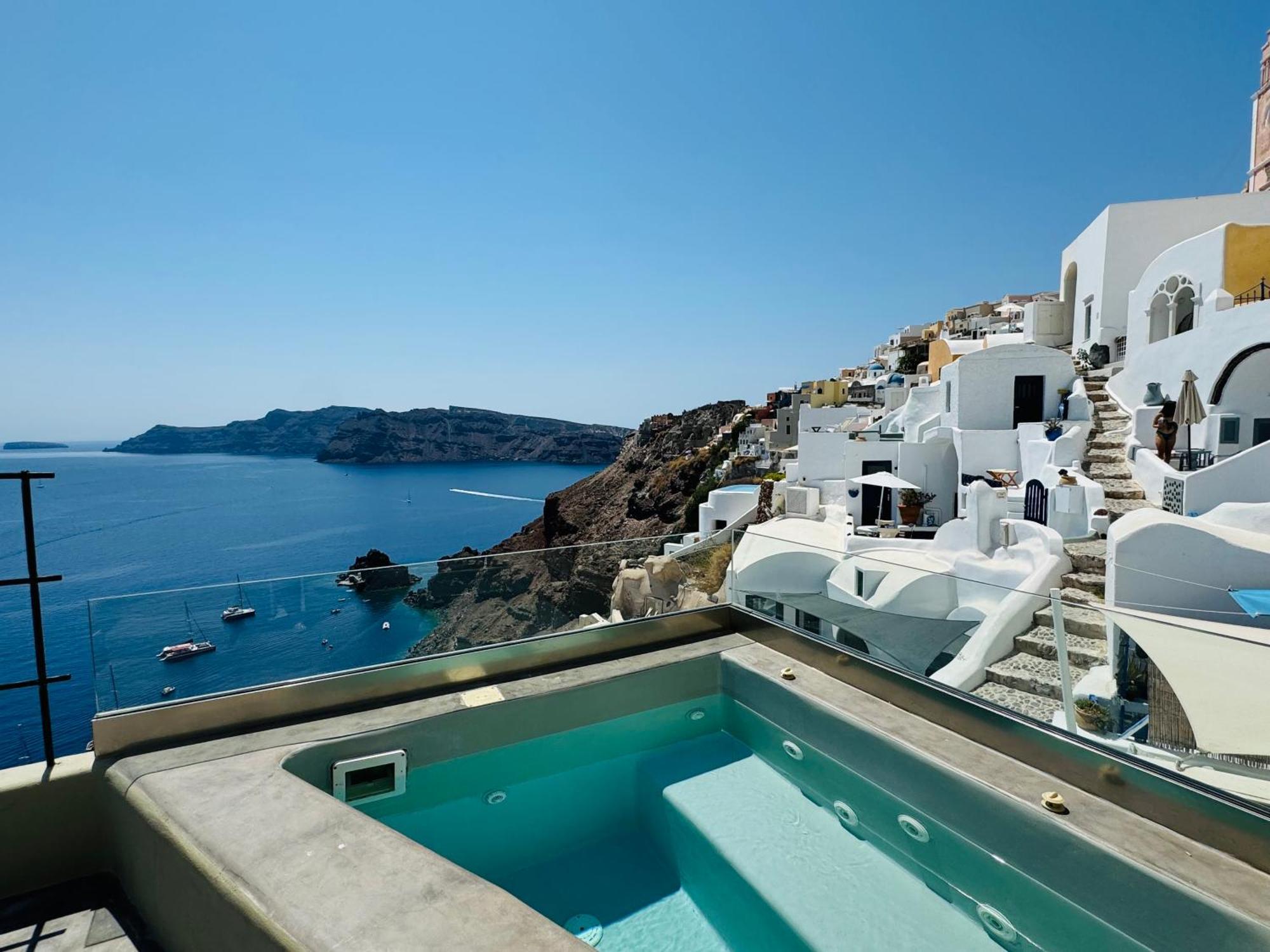 Santoroia Luxury Suites By Caldera Houses מראה חיצוני תמונה